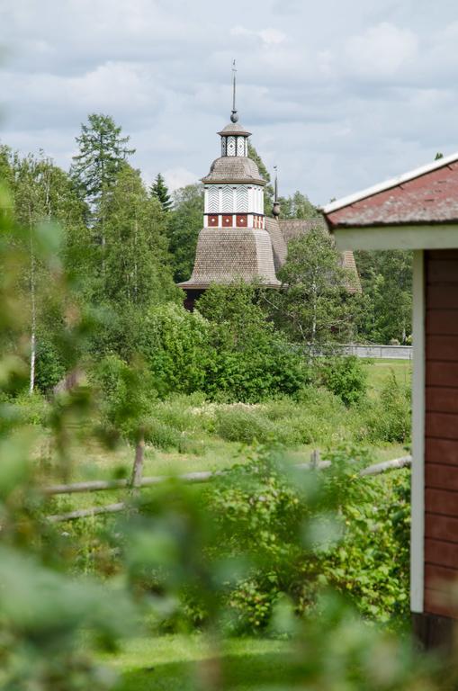 莱米提拉乡村住宿酒店 Petäjävesi 外观 照片